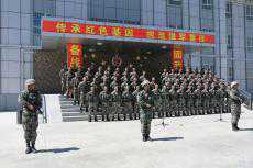 迎七一，新疆軍區(qū)“模范青年團”頌歌獻給黨