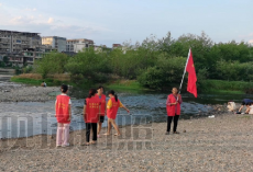 湖南新寧：七旬奶奶水域打卡帶紅“防溺志愿隊”