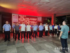 祁東縣洪橋街道：夜巡護校園 點亮“平安燈”